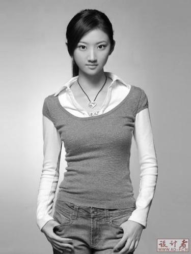 图1：用Photoshop给黑白美女照片上色