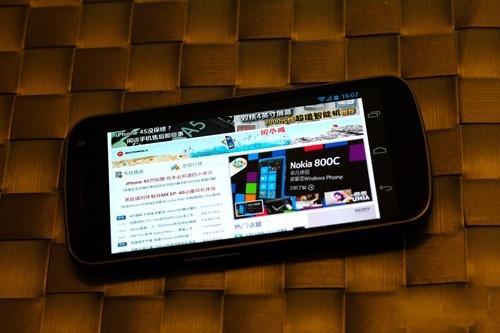 三星 GALAXY Nexus